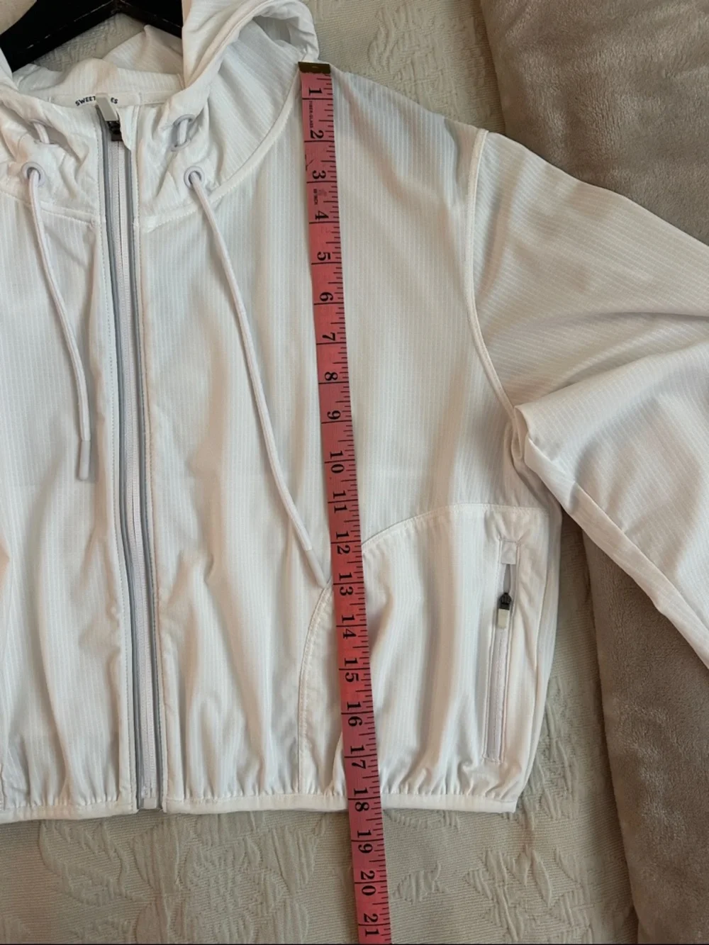 Lightweight White Hooded Windbreaker Jacket - Picture 10 of 12